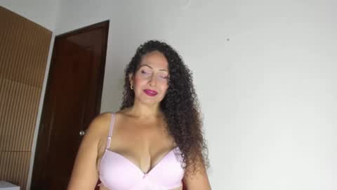 lilithphillis1 online show from 03/19/26, 05:28