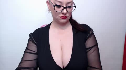 Snapshot of lilithserendipity chatting on 01/21/25, 04:43 LILITHSERENDIPITY online show from 01/21/25, 04:43