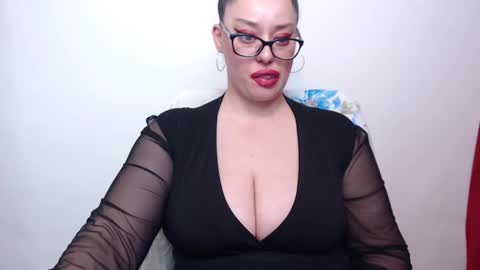 Snapshot of lilithserendipity chatting on 01/23/25, 05:02 LILITHSERENDIPITY online show from 01/23/25, 05:02