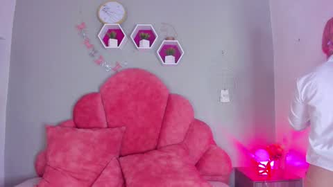Snapshot of lilithsmith__ chatting on 01/11/25, 02:36 lilithsmith__ online show from 01/11/25, 02:36