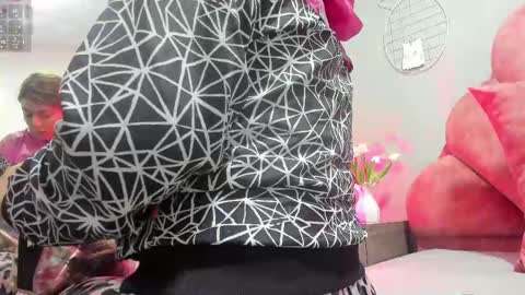 Snapshot of lilithsmith__ chatting on 02/11/25, 11:10 lilithsmith__ online show from 02/11/25, 11:10