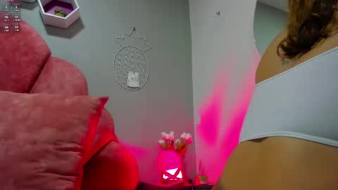 Snapshot of lilithsmith__ chatting on 02/12/25, 11:07 lilithsmith__ online show from 02/12/25, 11:07