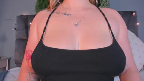 lilithsmith__ online show from 02/06/26, 11:46
