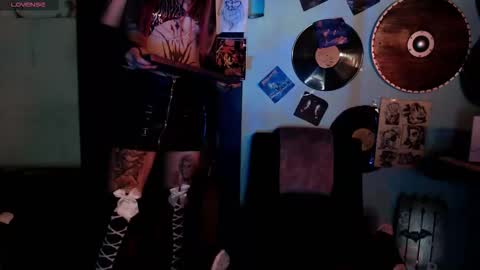 Call me Lilith online show from 12/17/25, 01:11