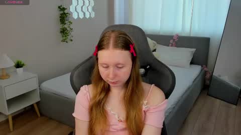 Snapshot of lilitiny chatting on 07/19/26, 03:21 Lili Tiny GMT2 3-10AM MonTueWedThuSat online show from 07/19/26, 03:21