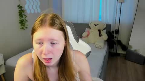 Snapshot of lilitiny chatting on 08/06/26, 01:18 Lili Tiny GMT2 3-10AM MonTueWedThuSat online show from 08/06/26, 01:18
