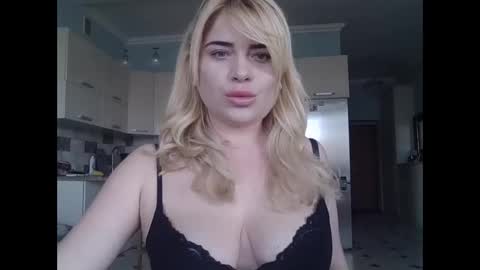 liliya133244 online show from 04/05/26, 08:44