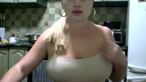 liliya133244 online show from 07/08/26, 12:59