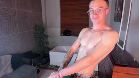 Lil James online show from 10/27/25, 08:24