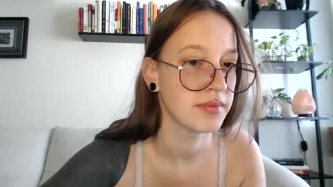 Jay  please help me reach 50 thumbs up online show from 03/26/26, 02:22