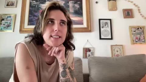 lilldaddysgirl online show from 09/21/25, 04:08