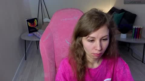 Snapshot of lill_mary chatting on 02/07/25, 02:19 Maria online show from 02/07/25, 02:19