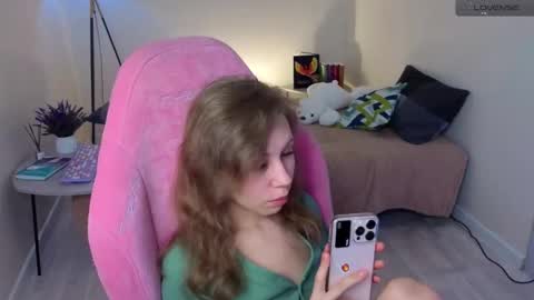 Snapshot of lill_mary chatting on 03/02/25, 08:38 Maria online show from 03/02/25, 08:38