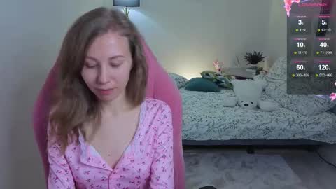 Snapshot of lill_mary chatting on 09/19/25, 01:07 Maria online show from 09/19/25, 01:07