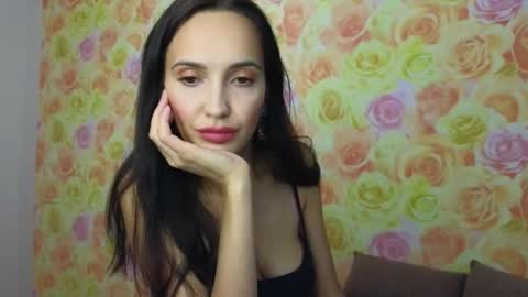 Lillian online show from 12/01/25, 11:26