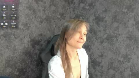 lillian_white1 online show from 10/01/25, 12:49