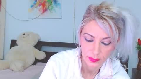 Lara online show from 02/06/26, 12:48