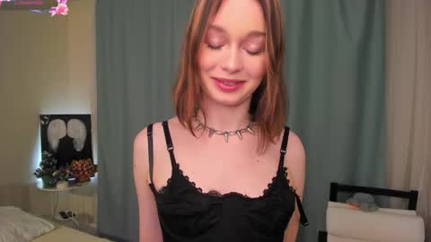 Lily online show from 02/19/26, 08:38