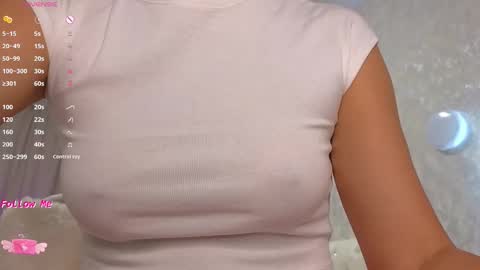 Lara Angel online show from 11/05/25, 04:34