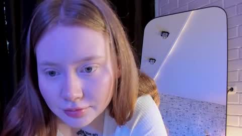 lillie_berry online show from 10/09/25, 05:16