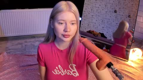 lillie_berry online show from 01/13/26, 05:02