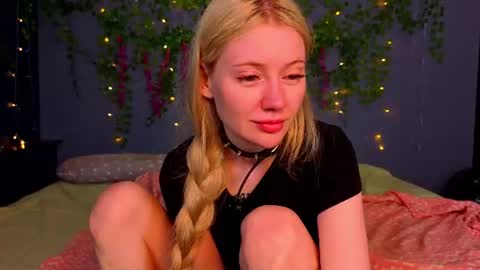 lillie_berry online show from 07/17/26, 05:14