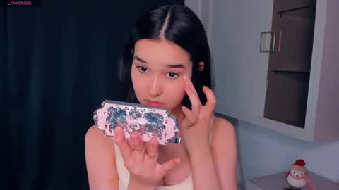 Celina Lillie online show from 04/18/26, 07:58