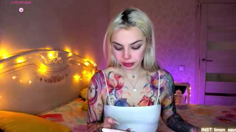 LilliMoore online show from 03/17/26, 11:08