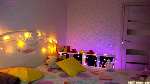 LilliMoore online show from 03/27/26, 11:37