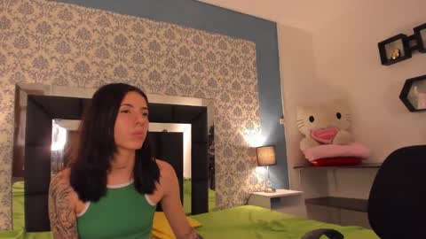 Snapshot of lillith_and_mike chatting on 02/20/25, 09:11 Lillith and Mike online show from 02/20/25, 09:11