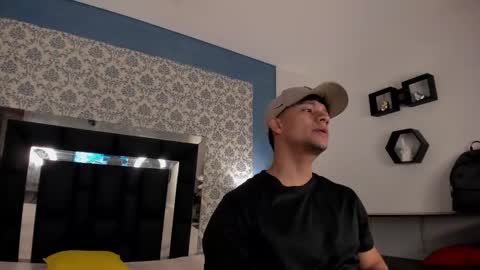 Snapshot of lillith_and_mike chatting on 03/04/25, 02:21 Lillith and Mike online show from 03/04/25, 02:21