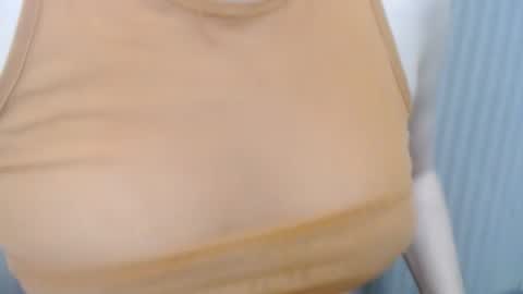 Lilu online show from 12/20/24, 10:11