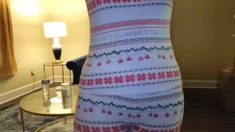 lilly_adams88 online show from 11/19/25, 02:00