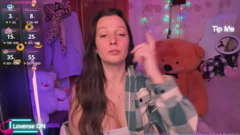 Lilly  online show from 09/14/25, 06:29