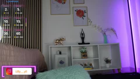 Sofia online show from 09/19/25, 01:12