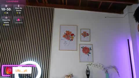 Sofia online show from 12/16/25, 12:43