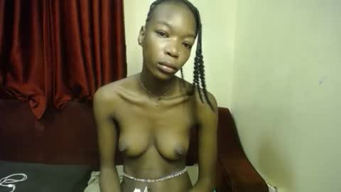 Snapshot of lilly_freak chatting on 03/09/26, 02:48 Des online show from 03/09/26, 02:48