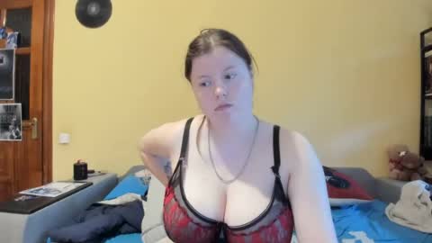 Snapshot of lillydepp chatting on 07/10/26, 03:36 Lilly Depp online show from 07/10/26, 03:36