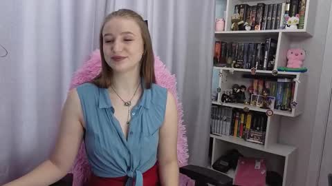 LillyFan X online show from 10/12/25, 04:44