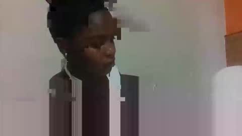 lillylee112 online show from 05/01/26, 07:13