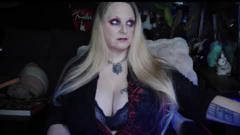 Snapshot of lillyth chatting on 02/21/26, 07:09 Lillyth Eden online show from 02/21/26, 07:09