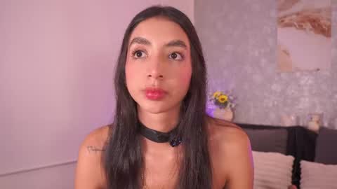 Snapshot of lillythompson_ chatting on 07/08/26, 12:04 Lilly Thompson online show from 07/08/26, 12:04