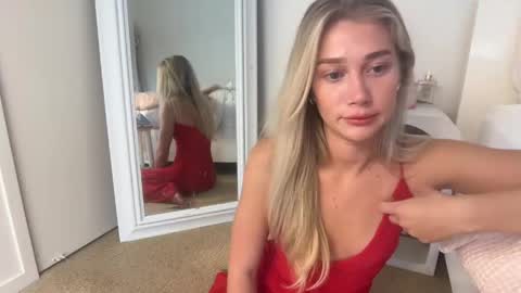 Snapshot of lillyyfaithh chatting on 02/23/26, 10:07 lilly online show from 02/23/26, 10:07