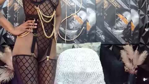 Snapshot of lilmissbaddiexxx chatting on 10/21/25, 08:20 lilmissbaddiexxx online show from 10/21/25, 08:20