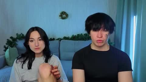 Snapshot of lilo_meow chatting on 11/29/25, 01:47 Kris Lilo online show from 11/29/25, 01:47