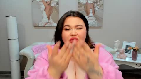 Snapshot of lilolewins chatting on 01/21/25, 03:59 LiloLewins online show from 01/21/25, 03:59