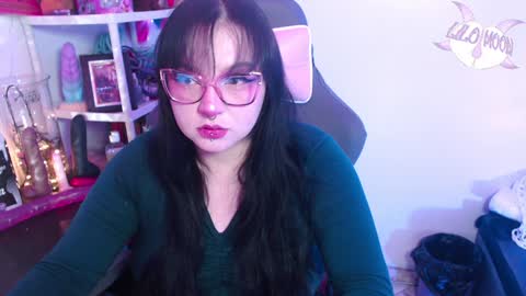 Snapshot of lilomoon69 chatting on 01/07/25, 03:03 Lilo online show from 01/07/25, 03:03