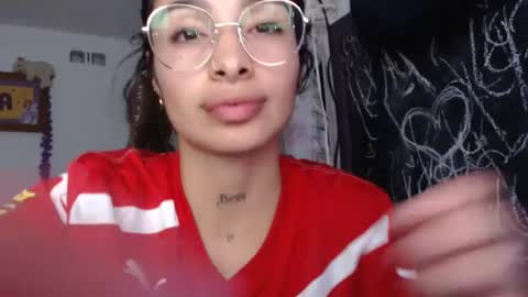 Snapshot of lilpalacio chatting on 12/27/24, 01:11 lil palacio online show from 12/27/24, 01:11