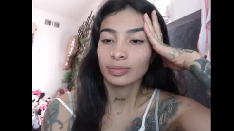 Snapshot of lilpalacio chatting on 12/29/24, 04:19 lil palacio online show from 12/29/24, 04:19