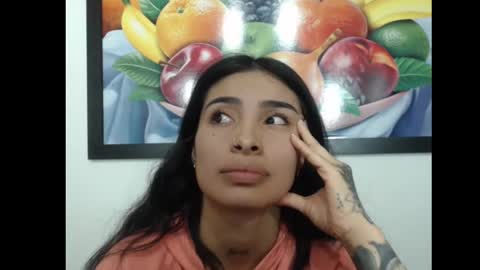 Snapshot of lilpalacio chatting on 01/15/25, 04:43 lil palacio online show from 01/15/25, 04:43